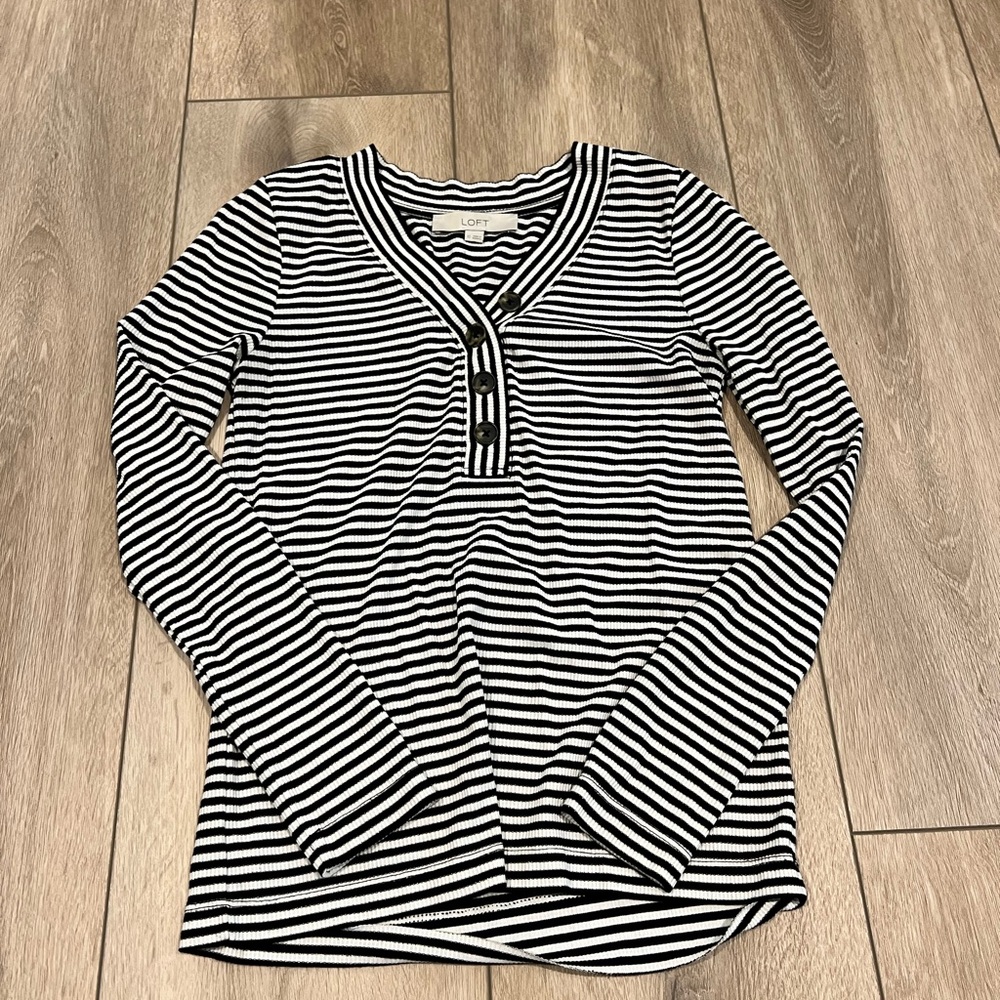 LOFT Black and White Striped Women's Top